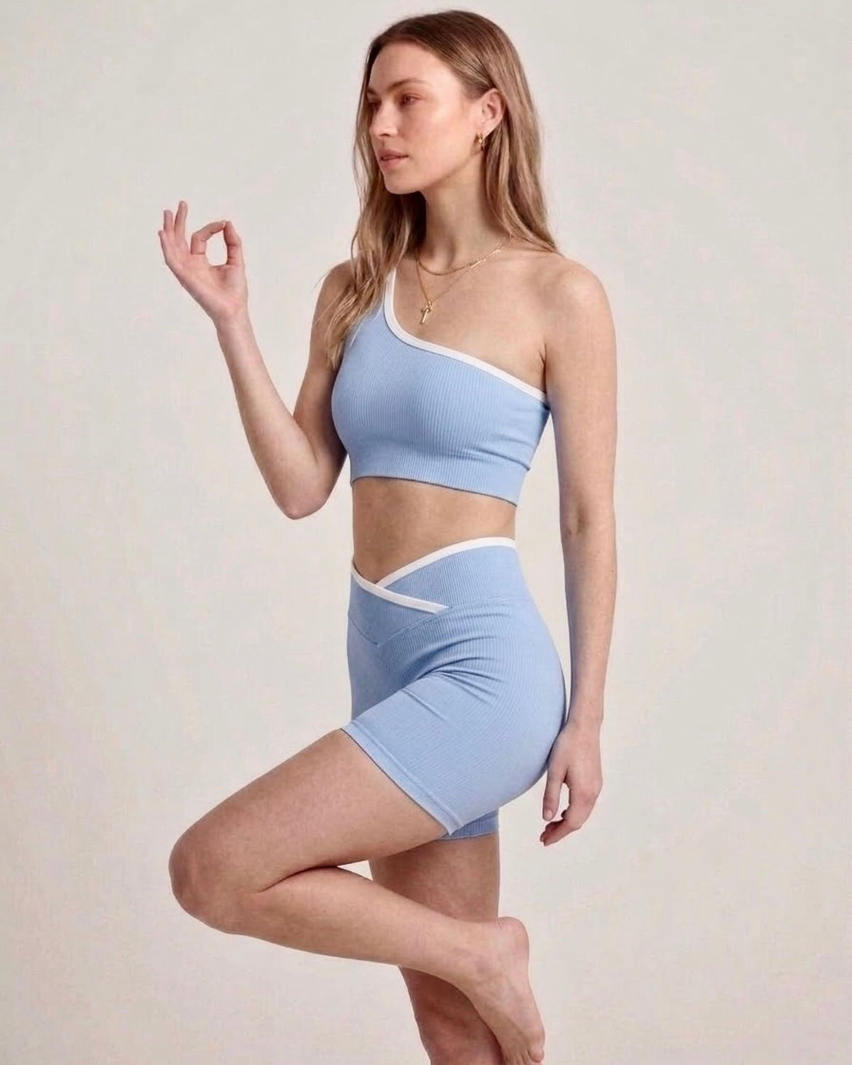 CONJUNTO DEPORTIVO